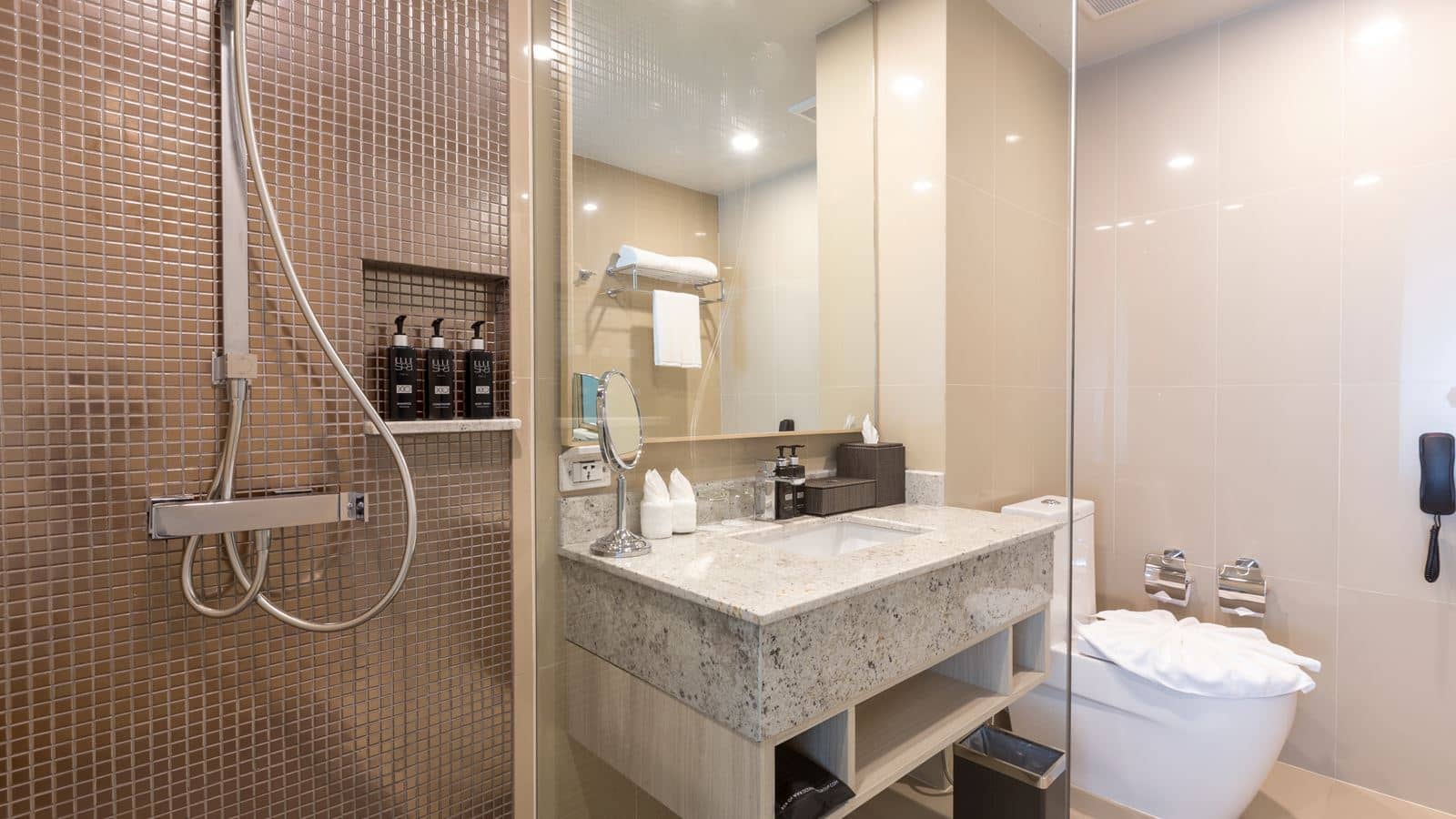 rooms-deluxe-triple-family-wing