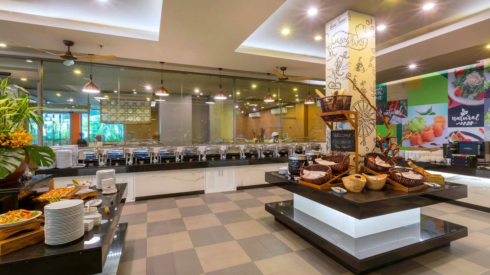 restaurants-the-main-restaurant