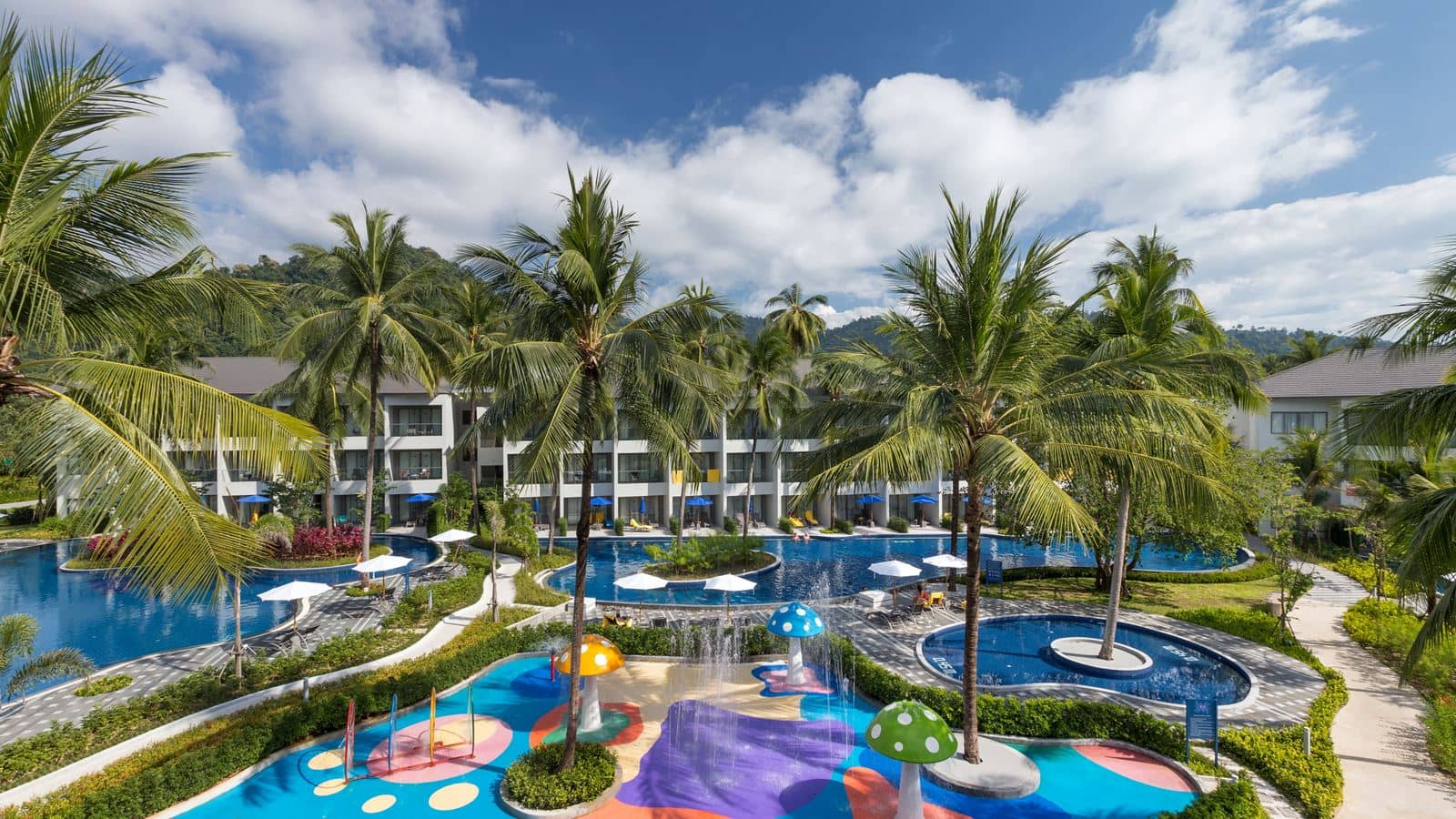 pools-outdoor-childrens-pool