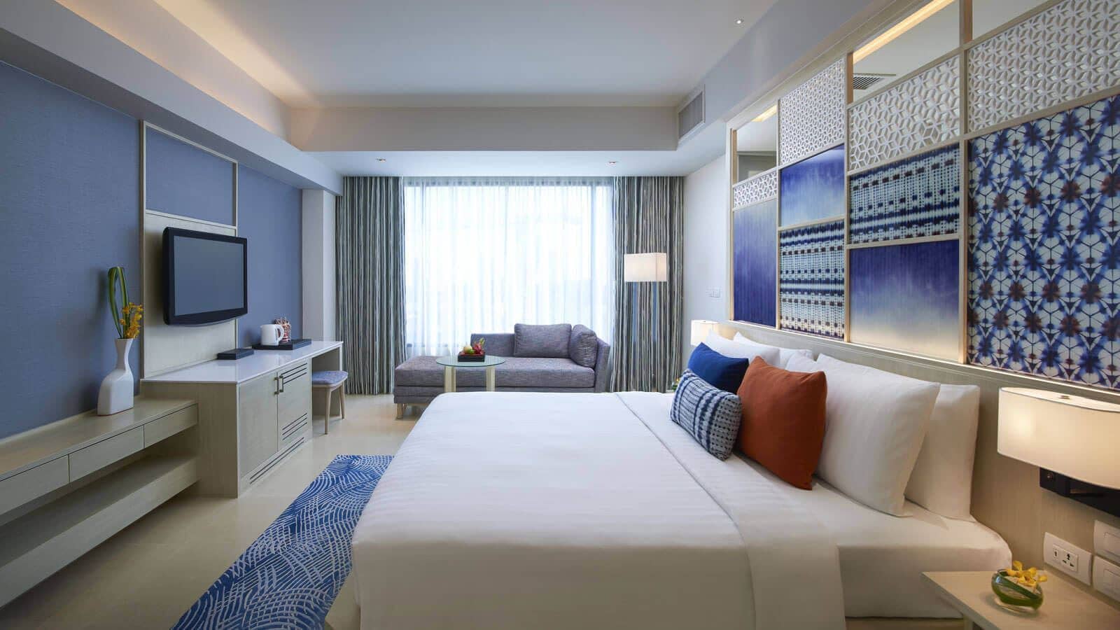 rooms-deluxe-room