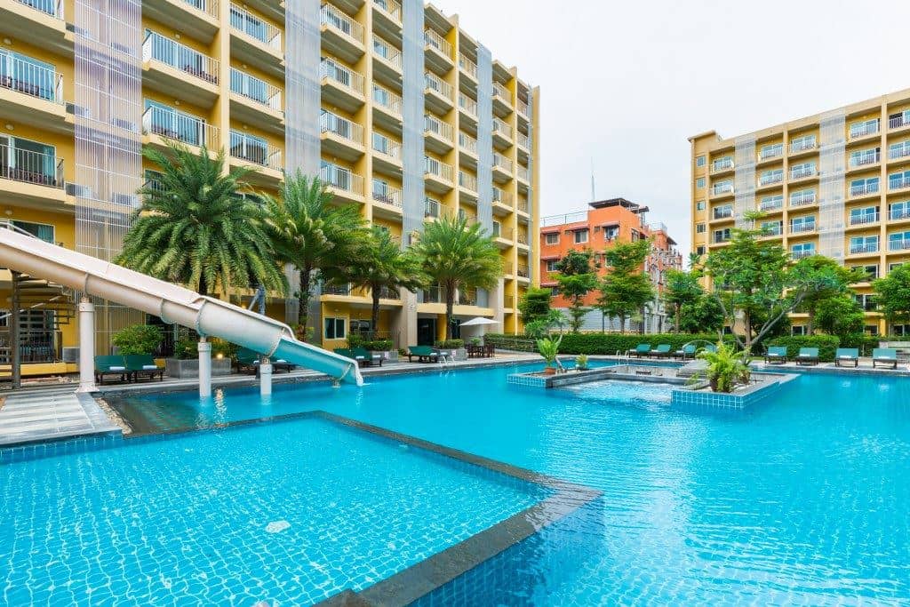 pools-outdoor-pool