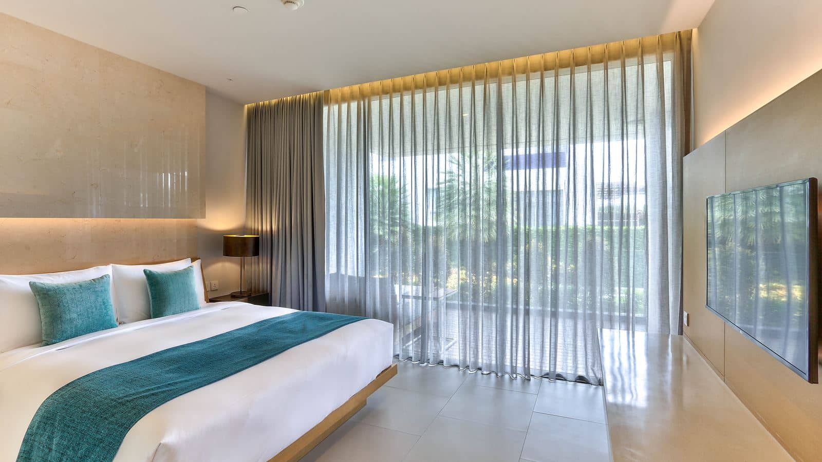 rooms-two-bedroom-suite-garden-view