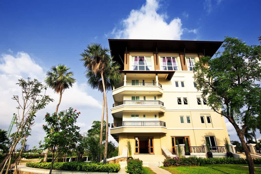 general-main-building