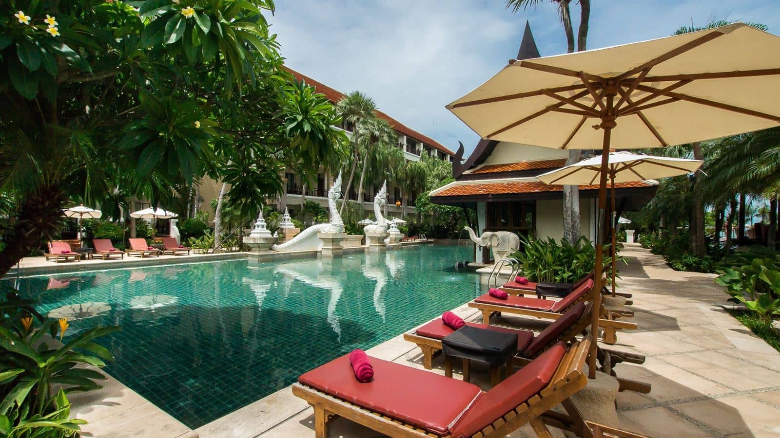 pools-outdoor-pool