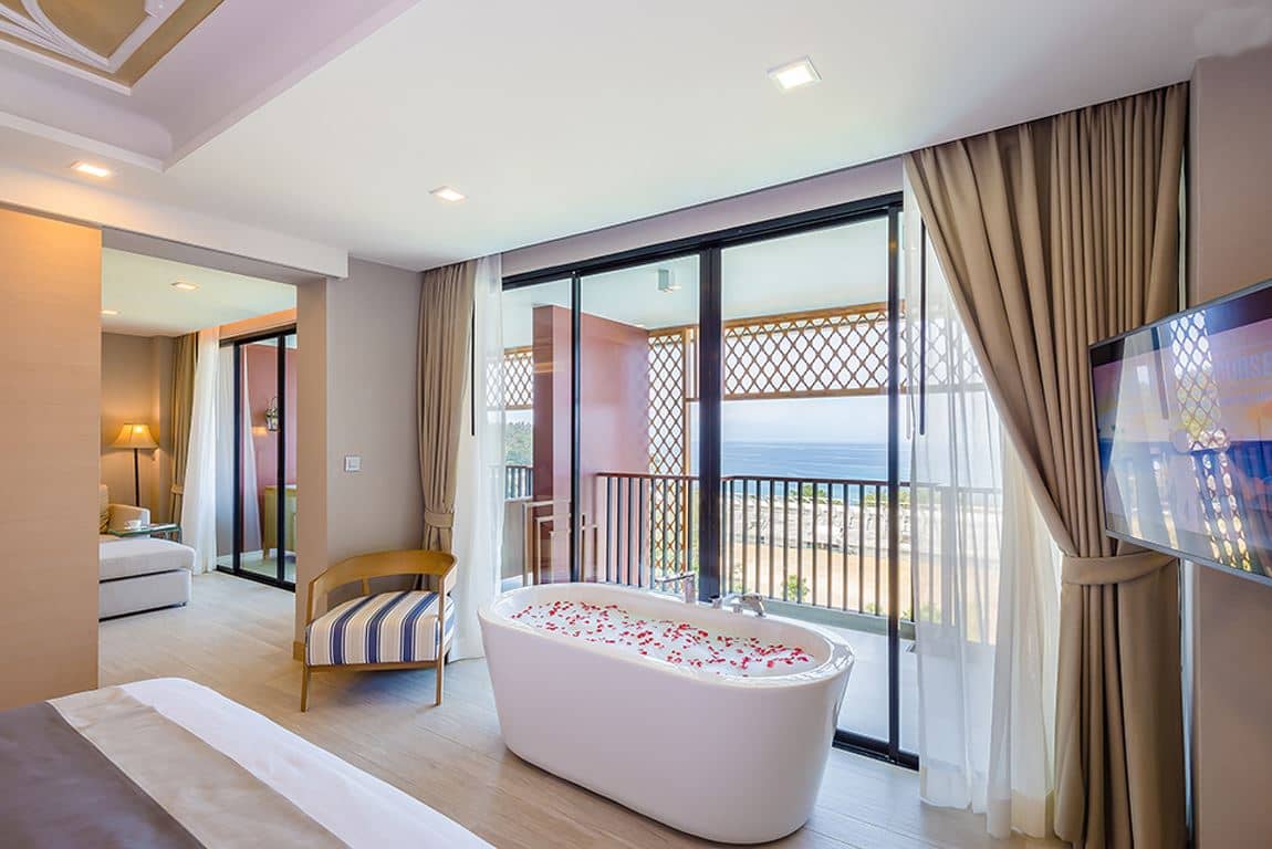 rooms-avista-suite-two-bedroom-sea-view