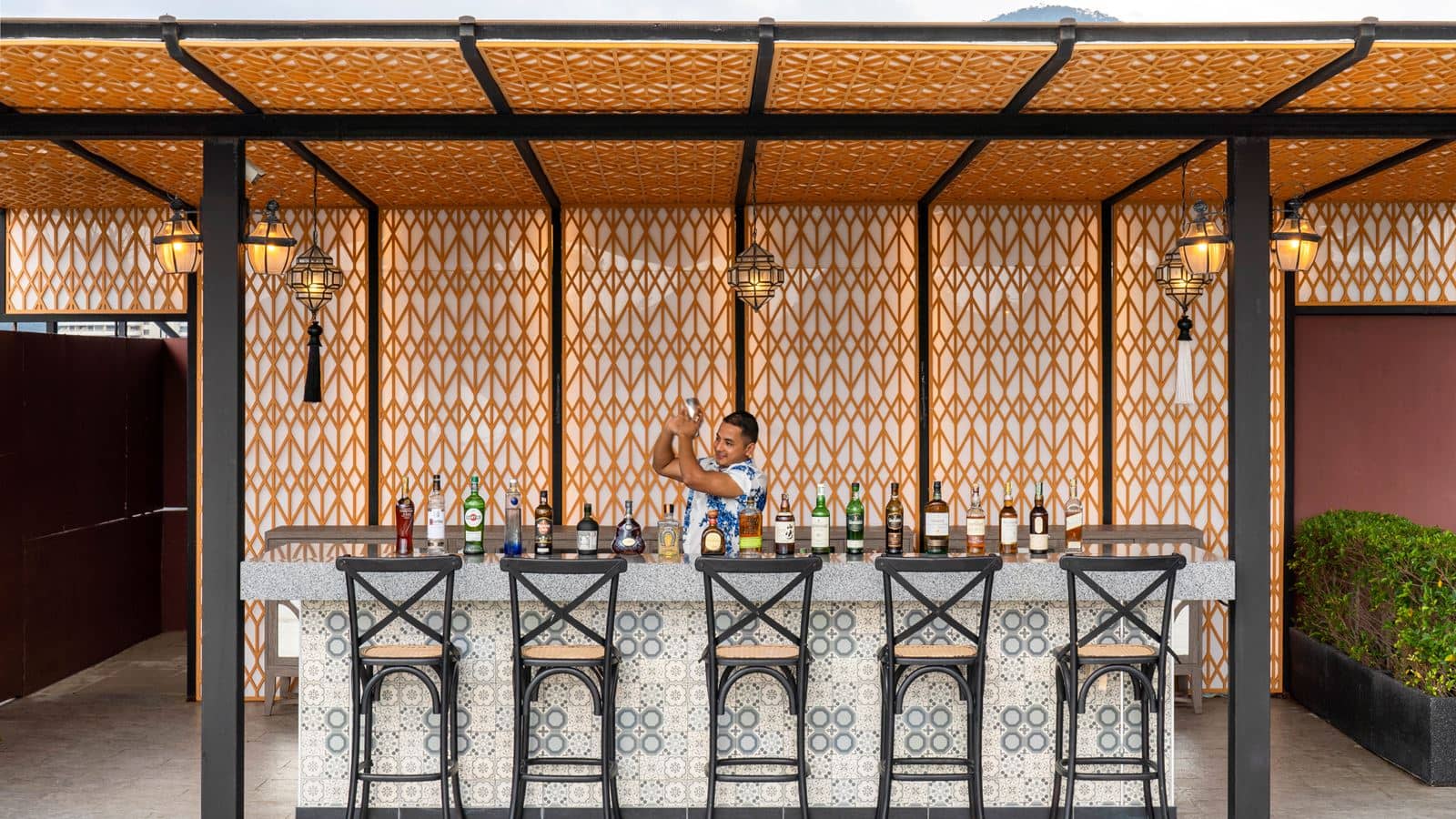 bars-dim-sun-bar