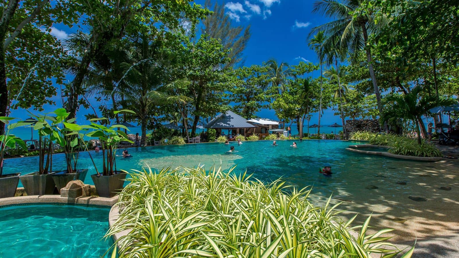 pools-outdoor-pool
