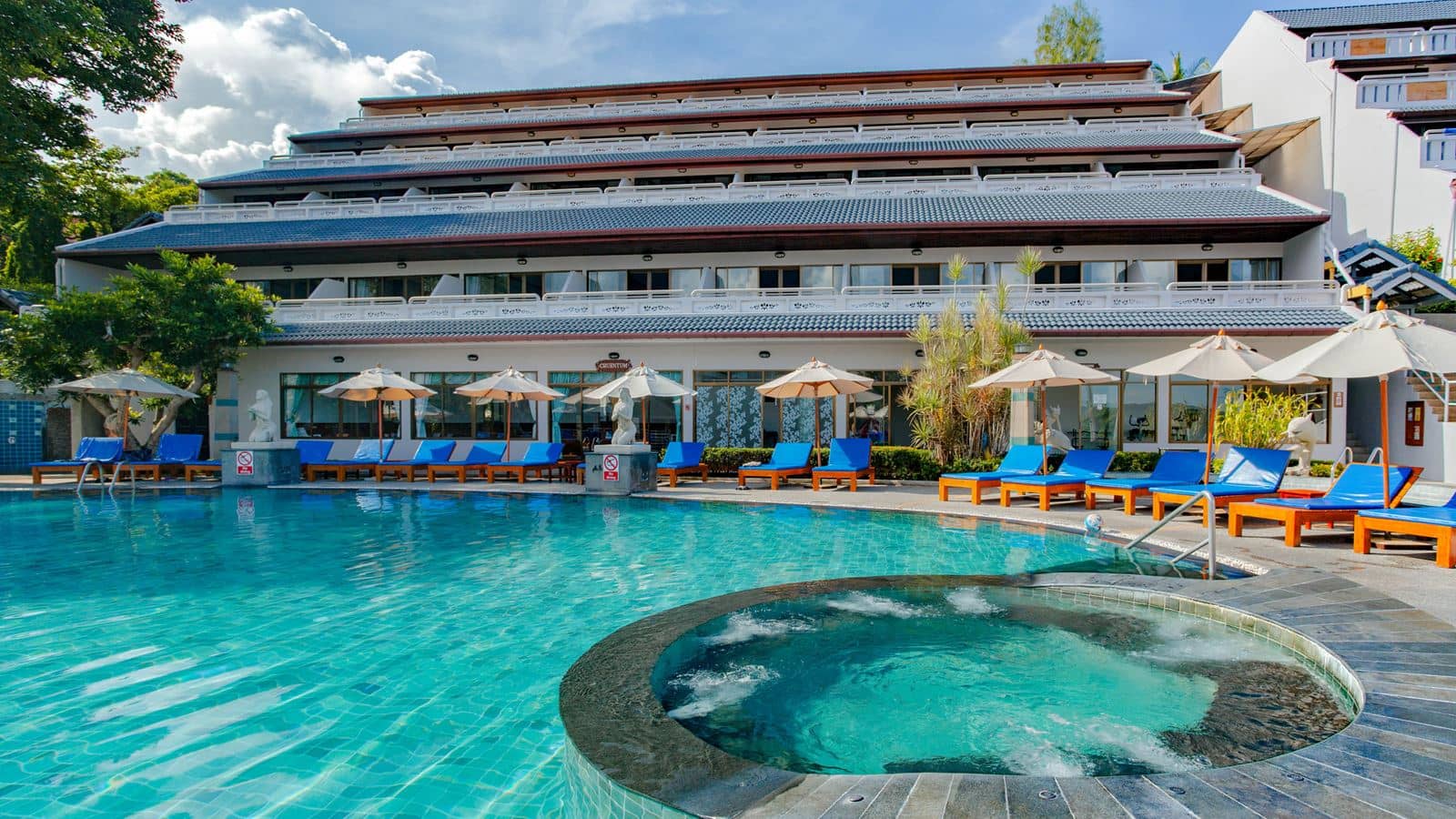 pools-outdoor-pool