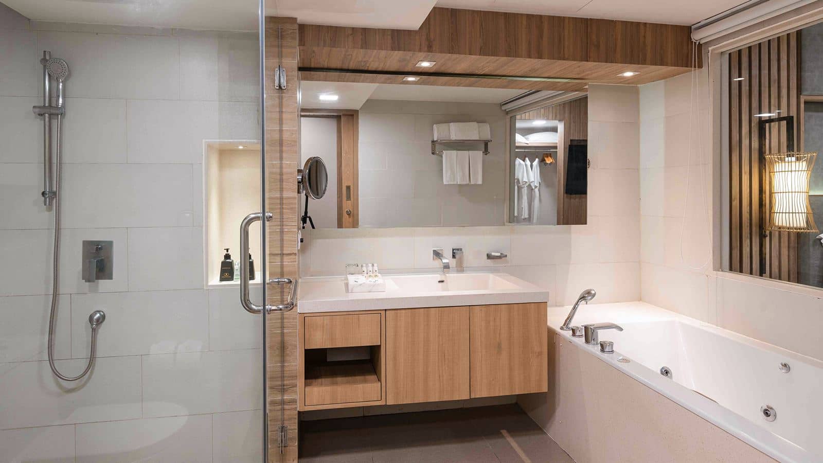 rooms-family-room