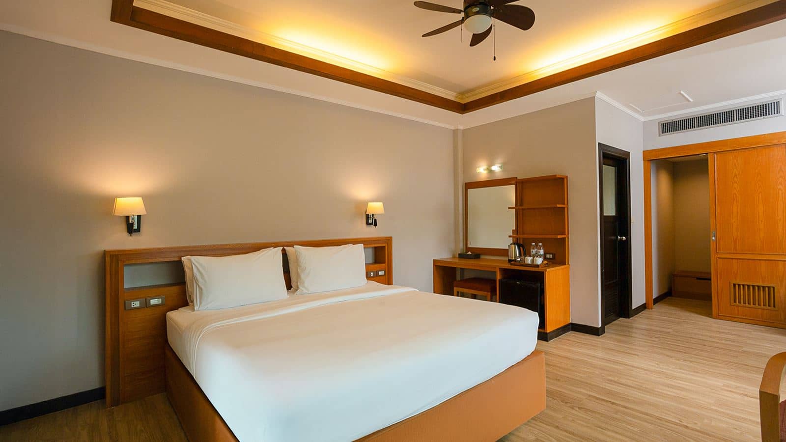 rooms-pool-access-villa