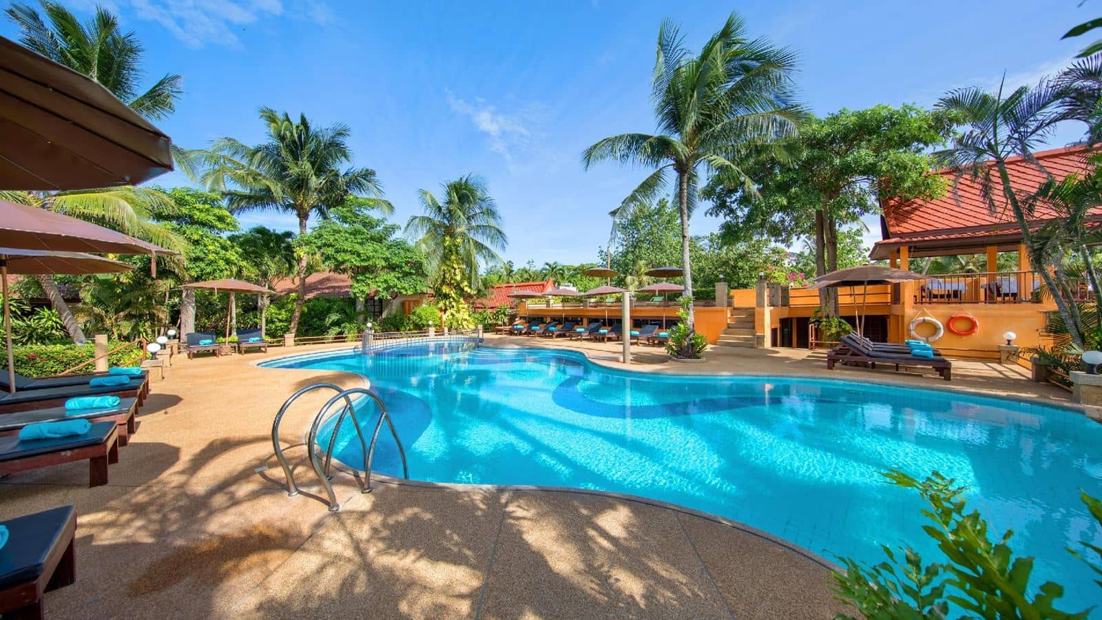pools-outdoor-pool