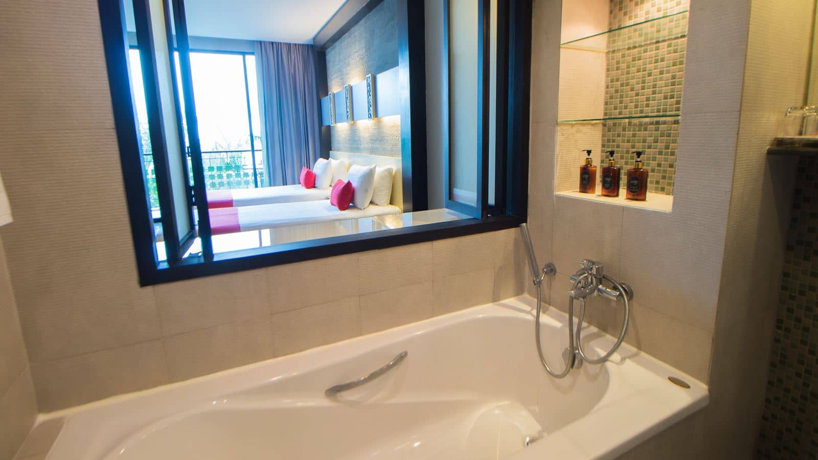 rooms-superior-spa-wing