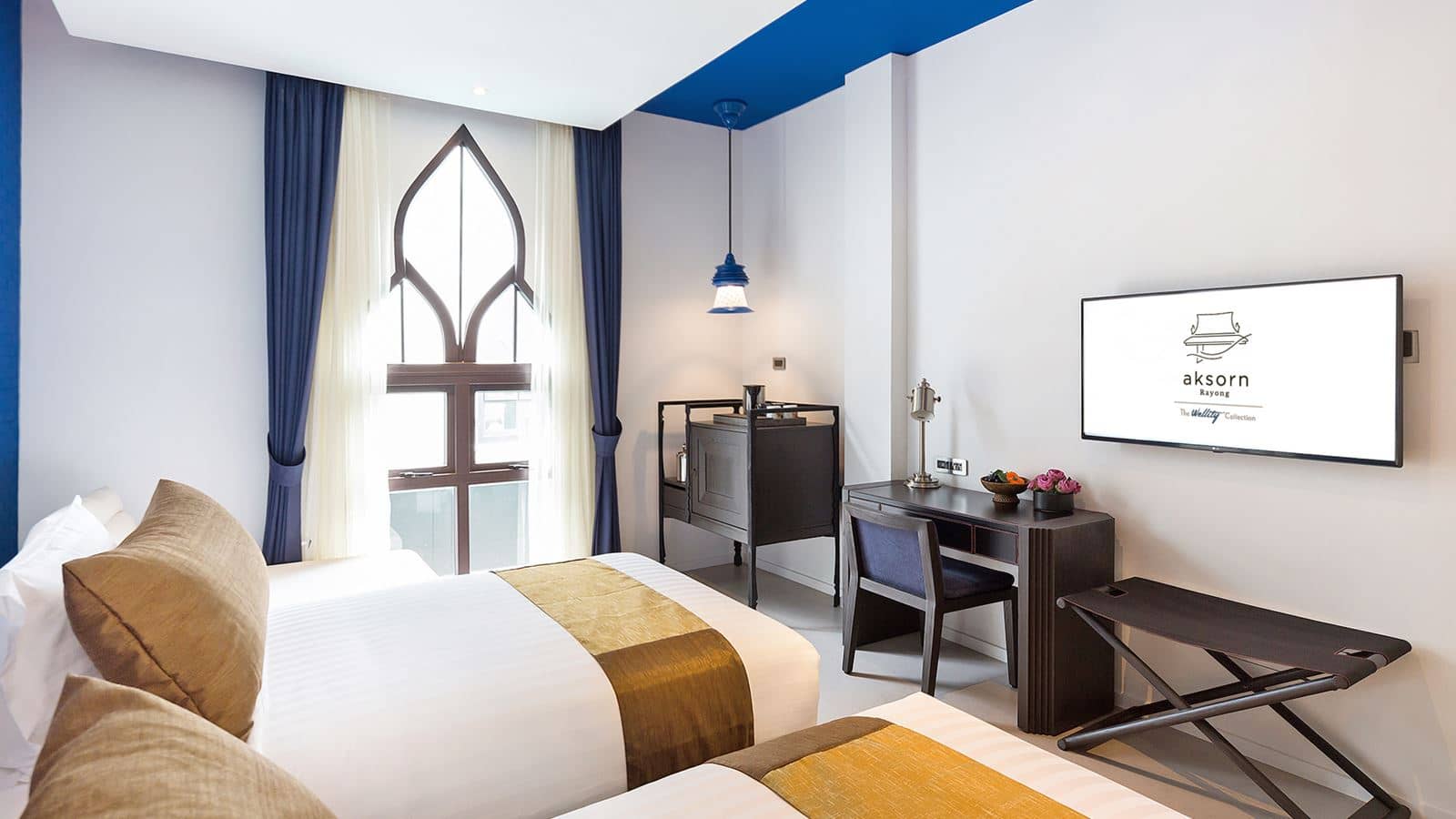 rooms-deluxe-room