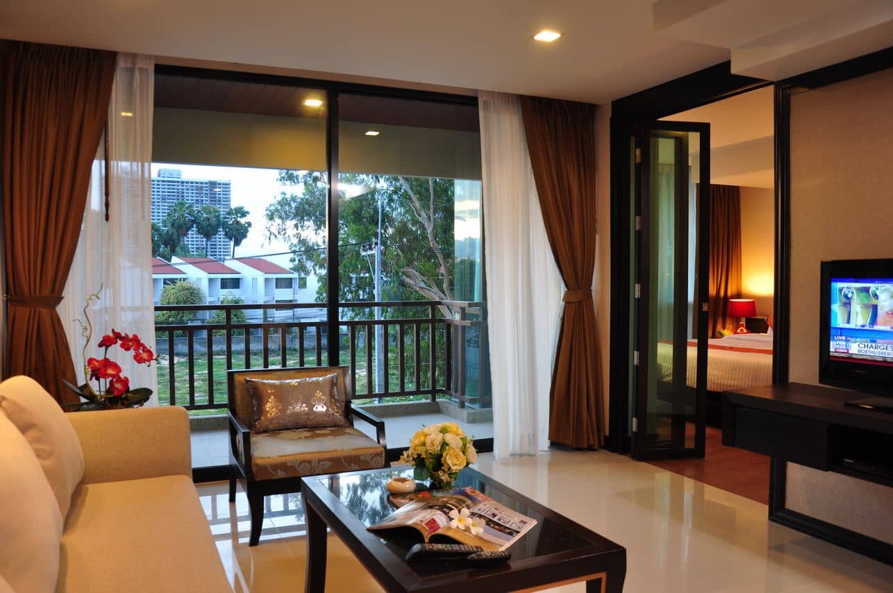 rooms-executive-suite