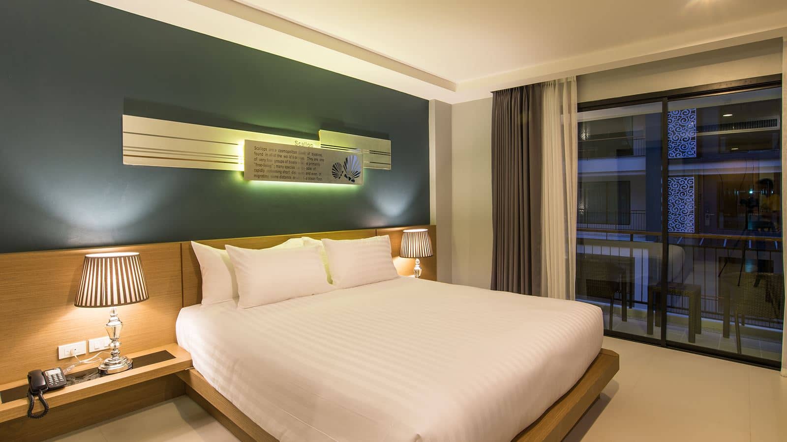 rooms-superior-room