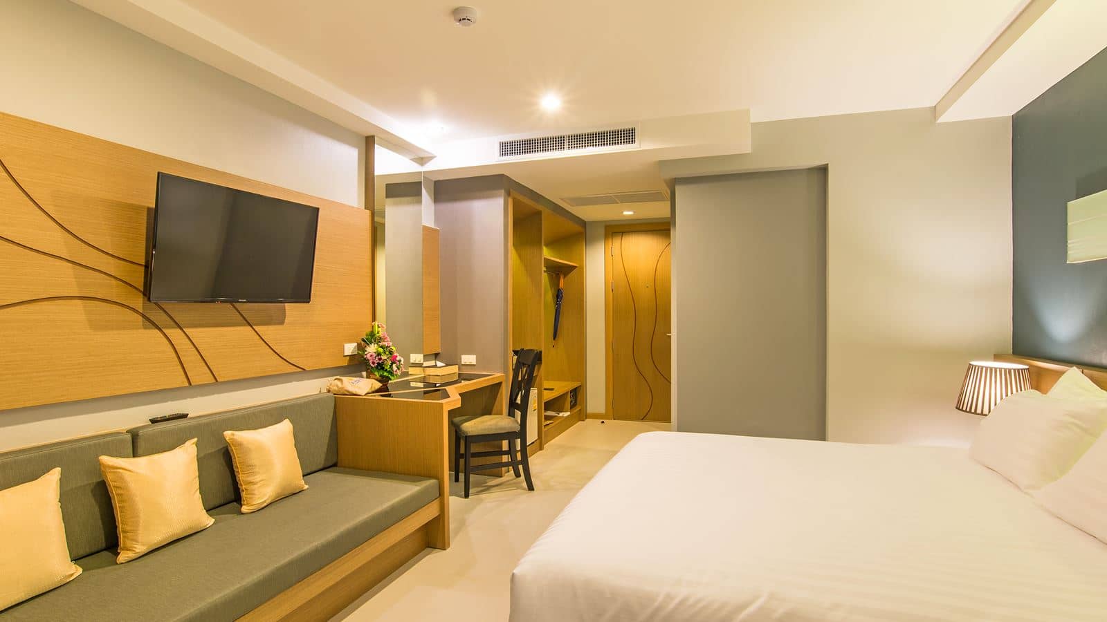 rooms-superior-room