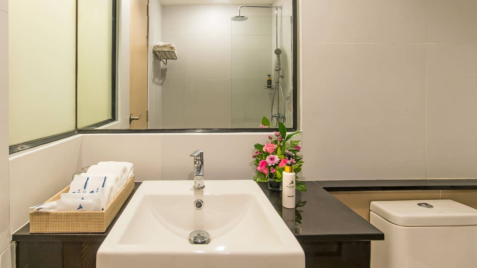 rooms-superior-room