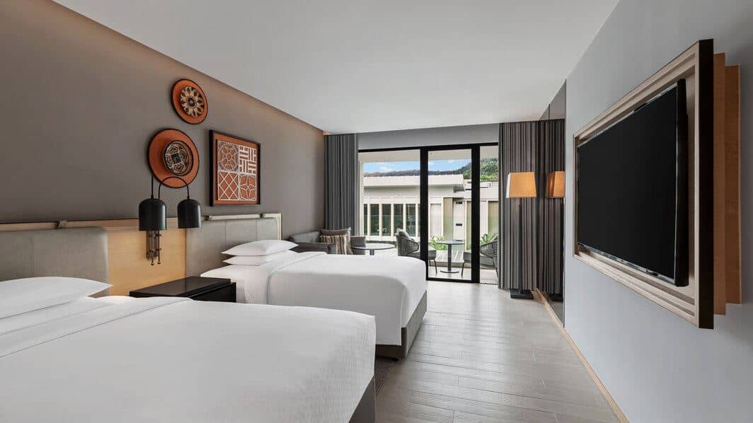 rooms-balcony