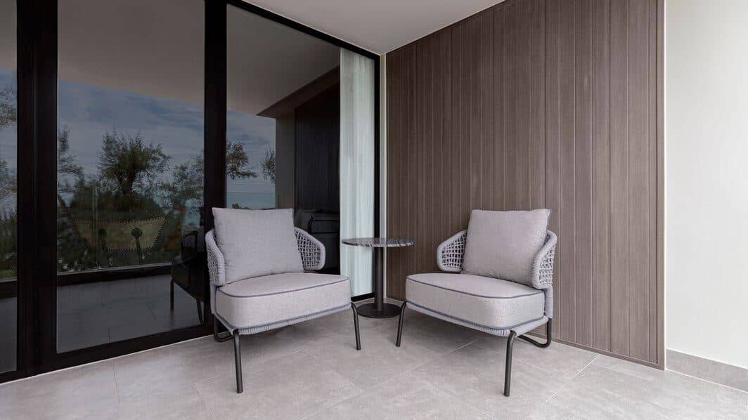 rooms-balcony--ocean-view