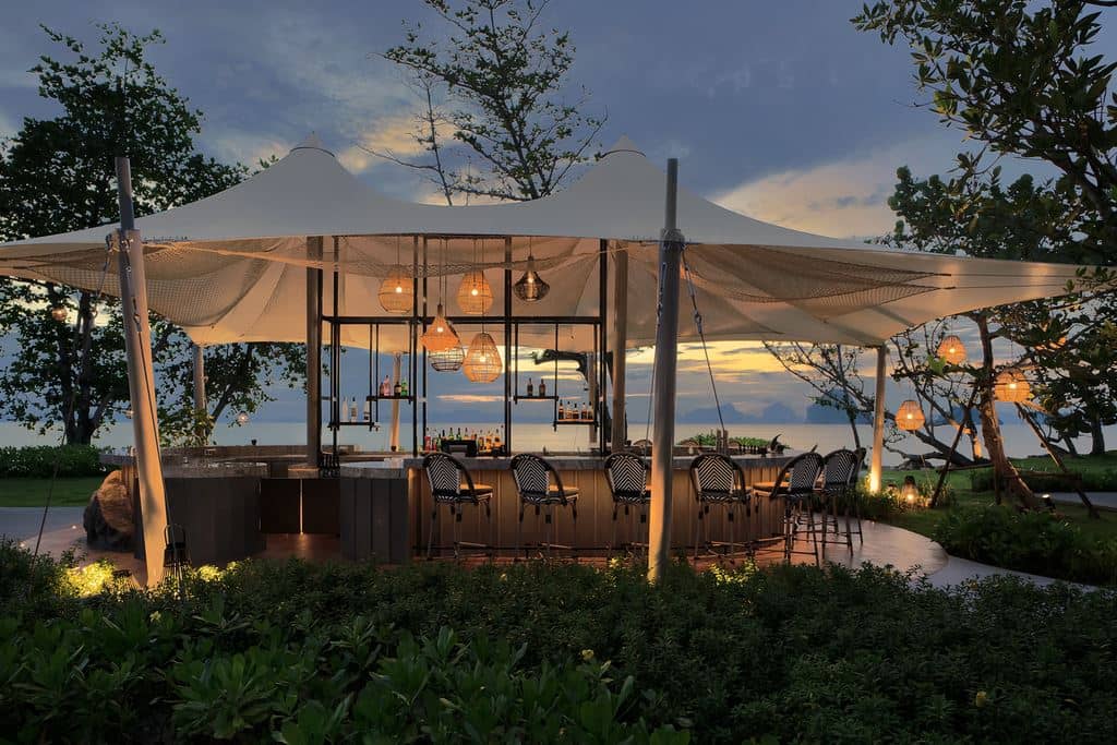bars-kredkaew-bar