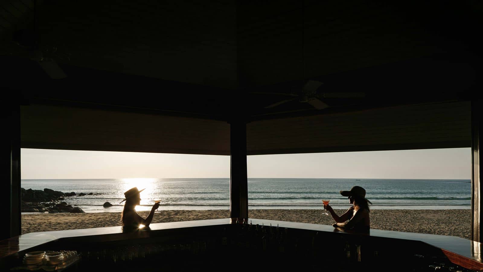 bars-beach-bar