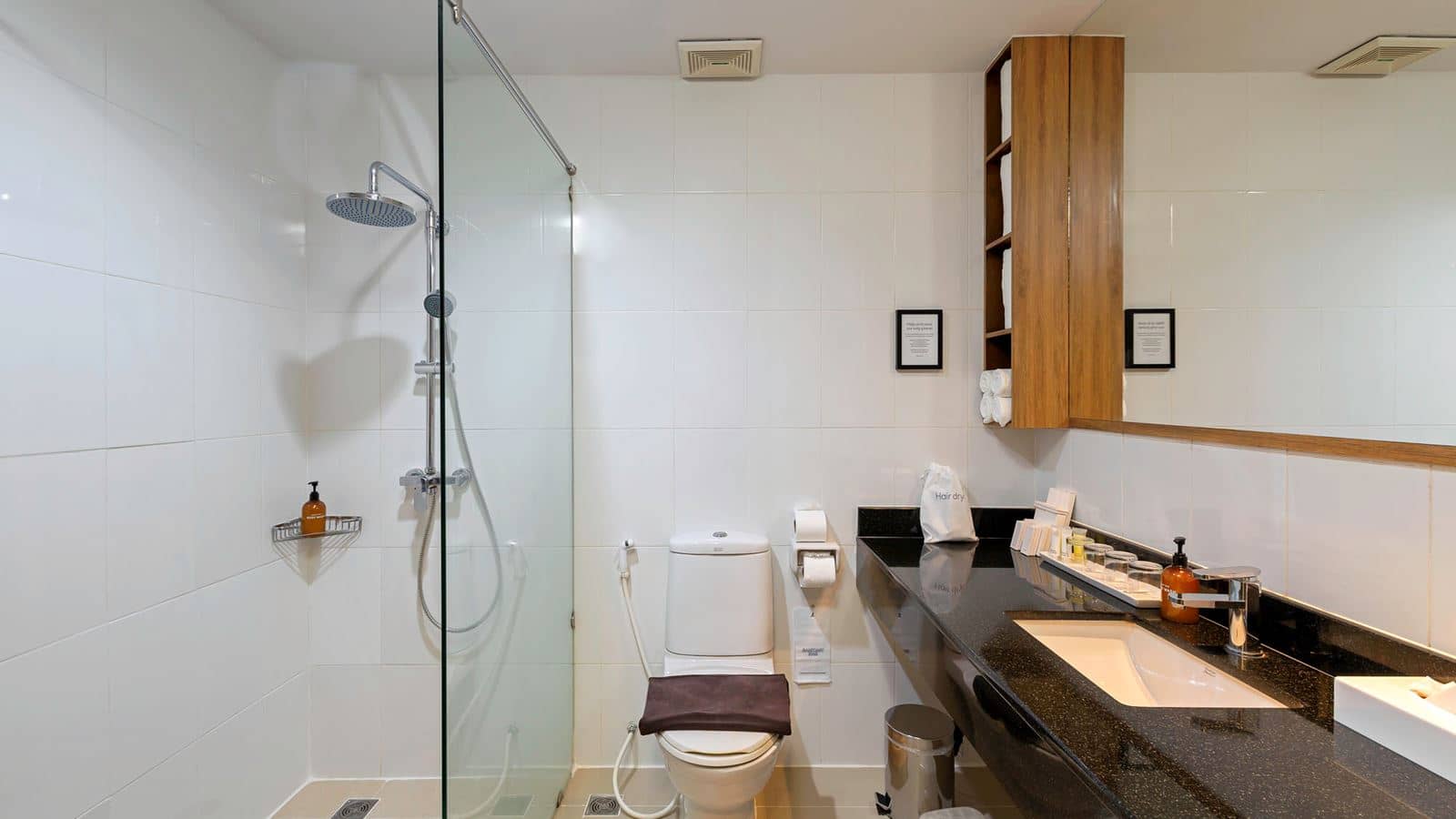 rooms-twobedroom-family-suite