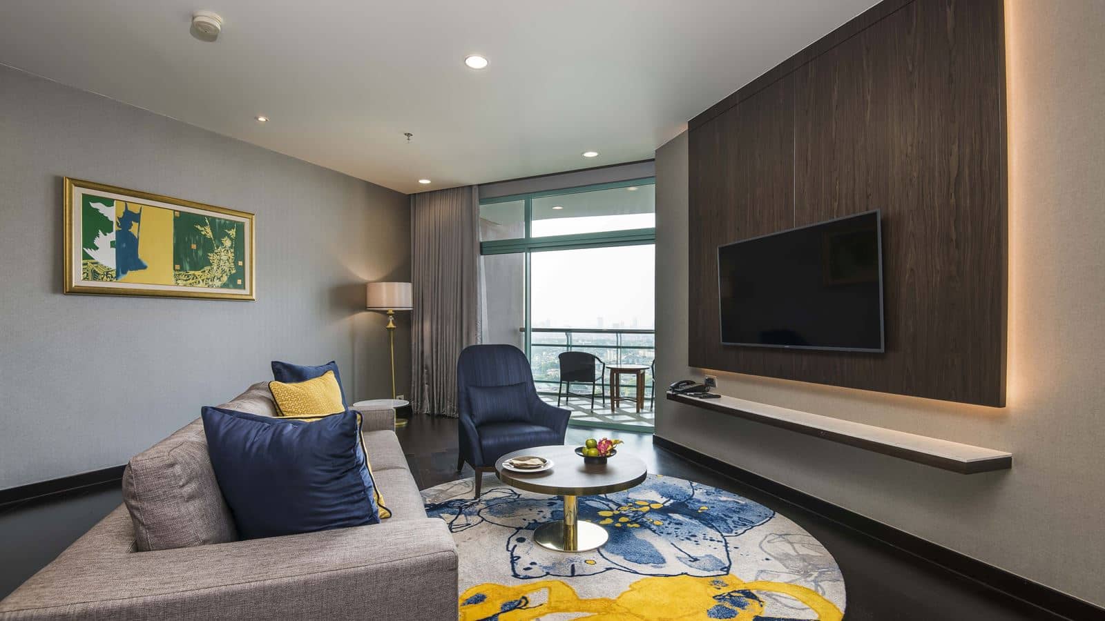 rooms-two-bedroom-suite-city-view