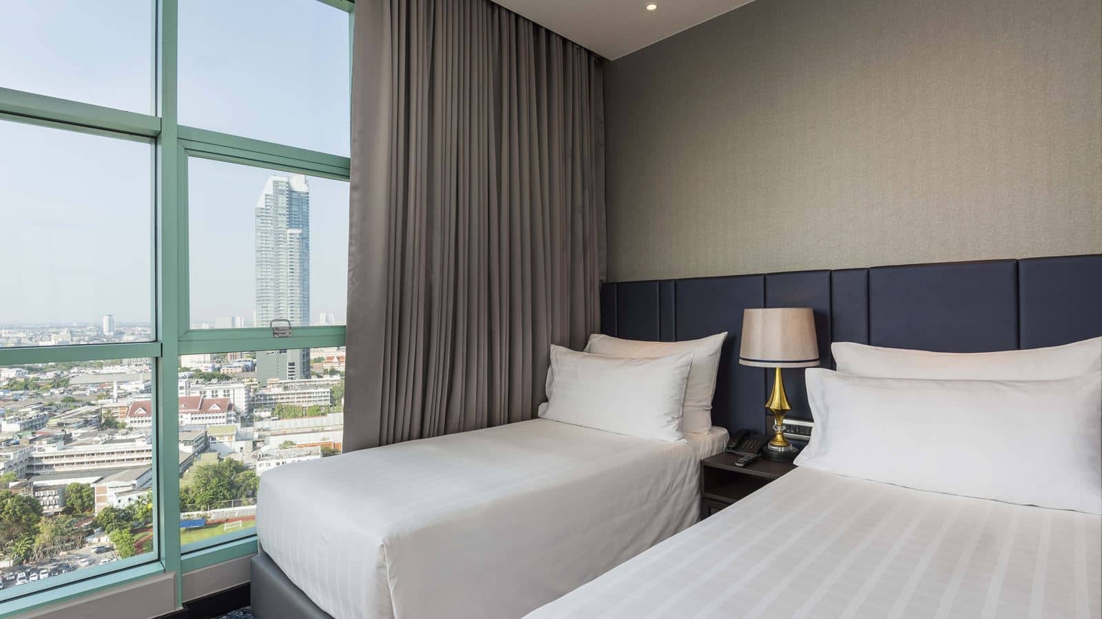rooms-two-bedroom-suite-city-view