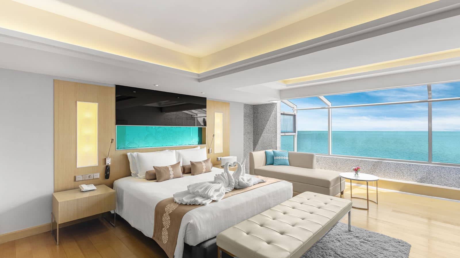 rooms-presidential-platinum-suite-and-beach-pavilion