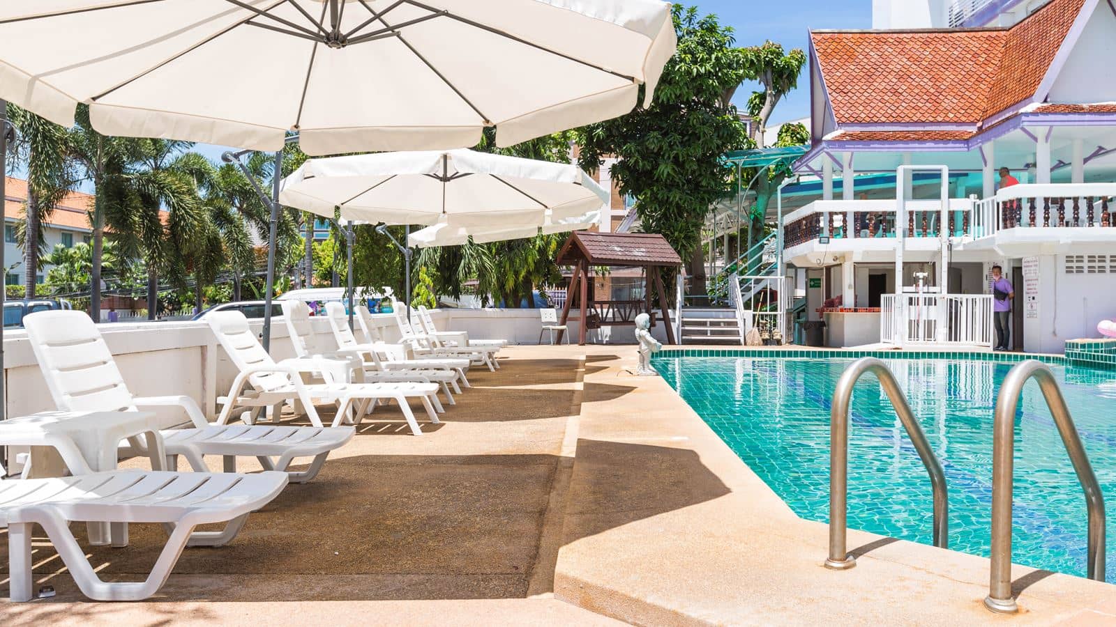 pools-outdoor-pool