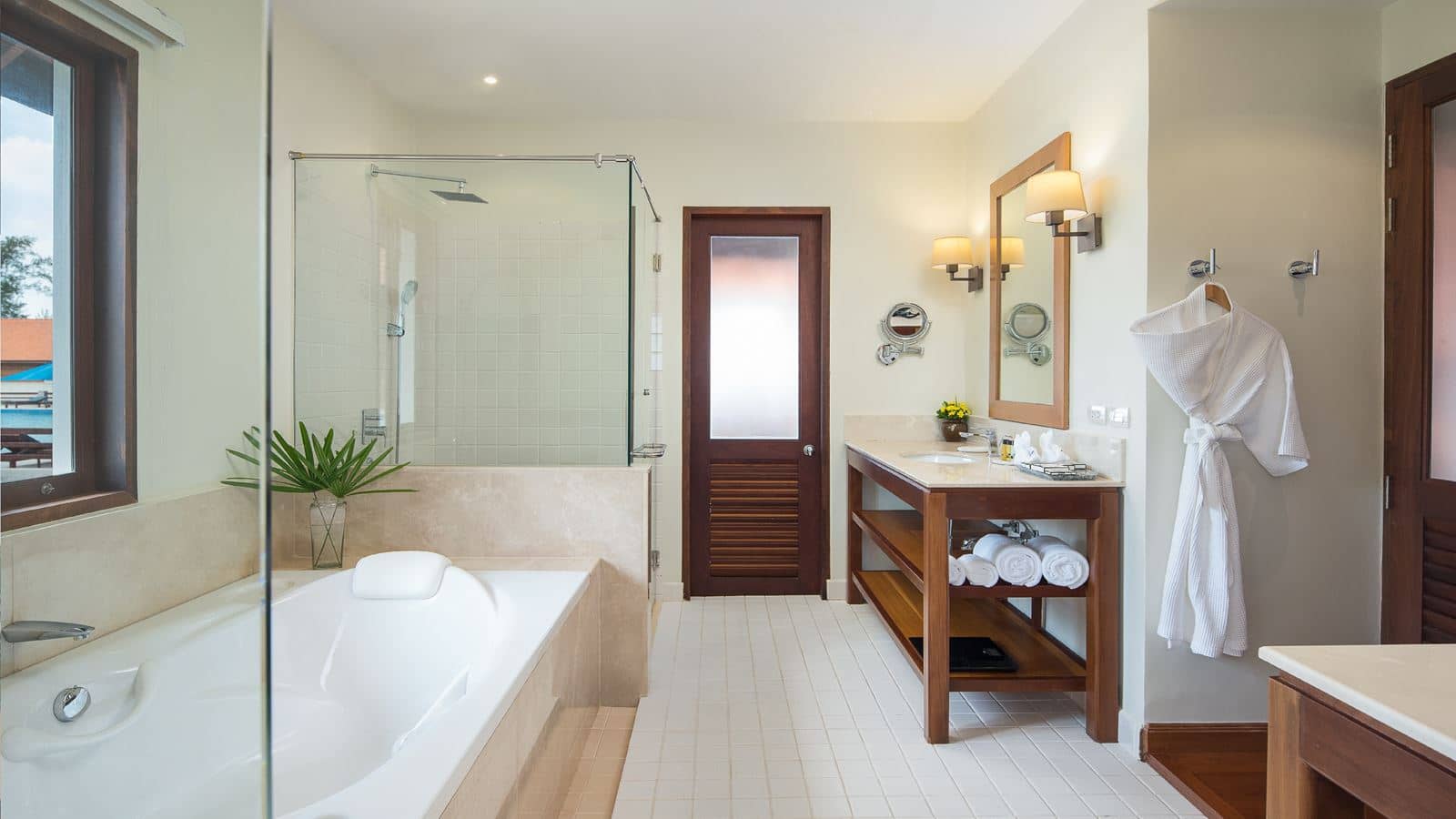 rooms-villa-pool-view