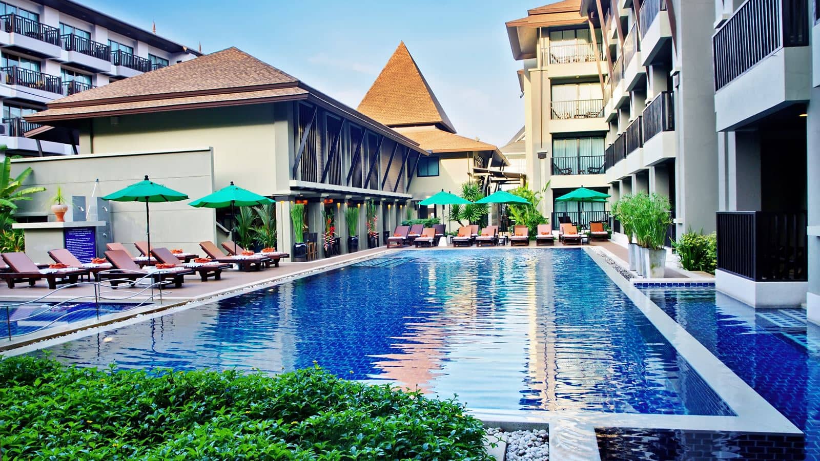 pools-outdoor-pool