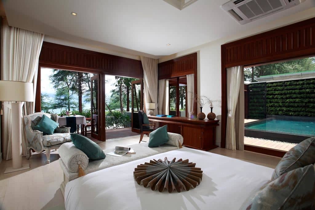 rooms-villa-1-bedroom-private-pool-beachfront