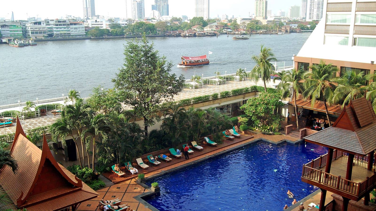 pools-outdoor-pool