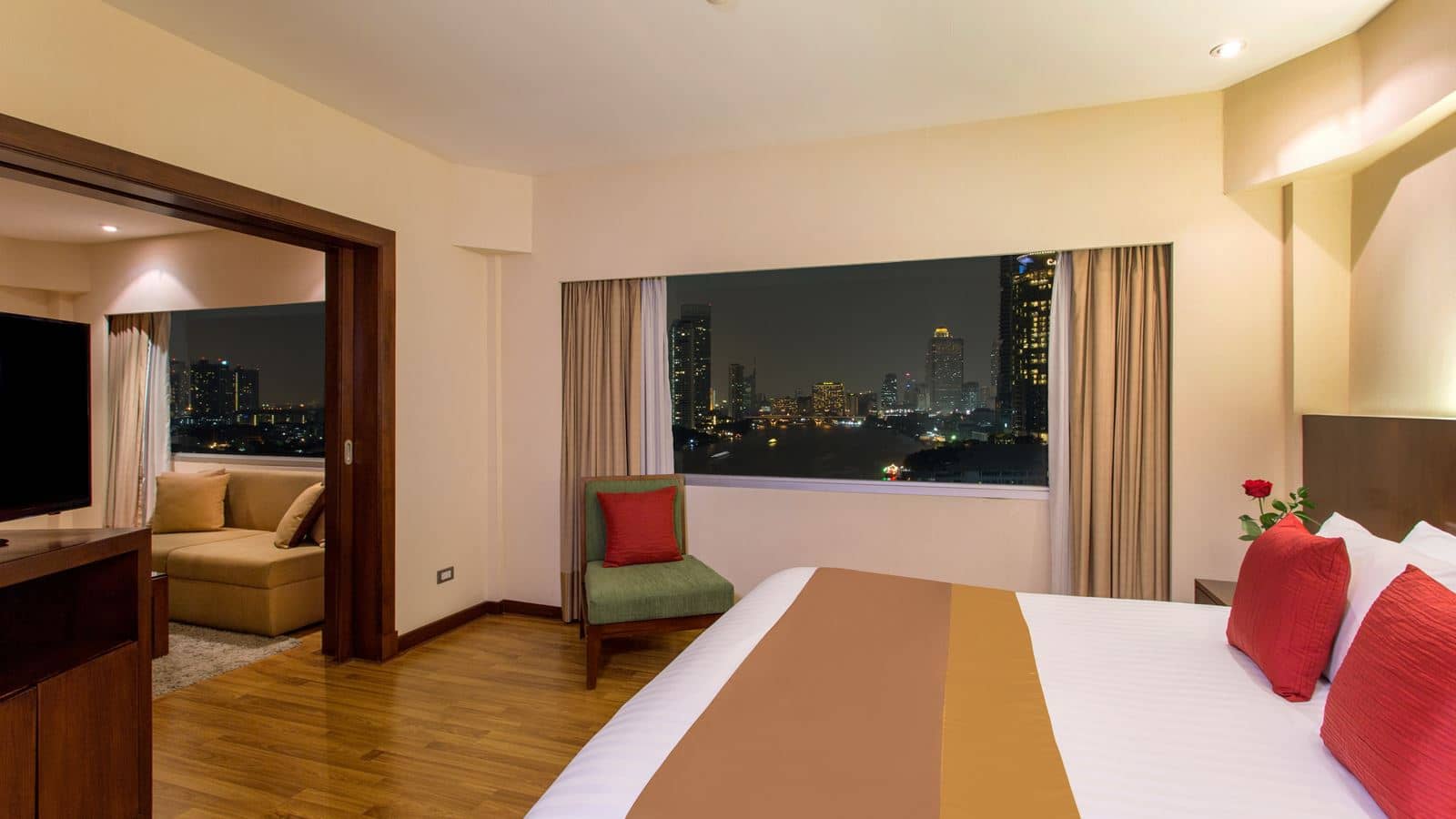 rooms-plaza-suite-riverview