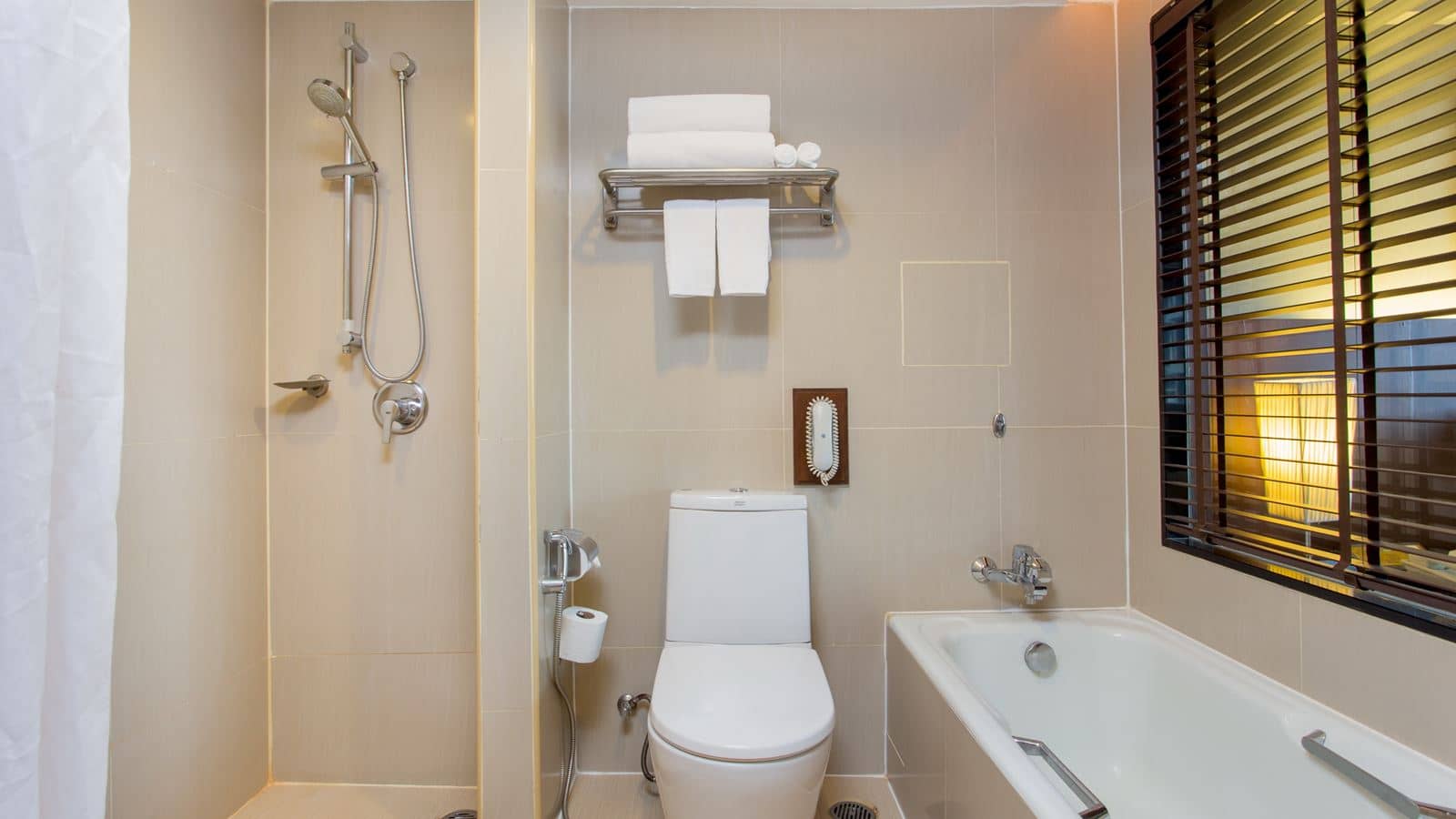 rooms-plaza-suite-riverview