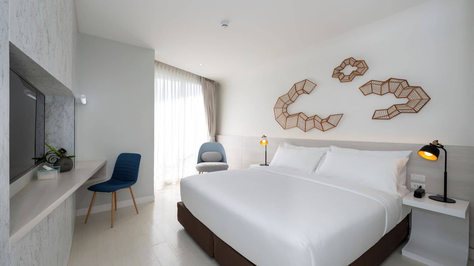 rooms-superior-room