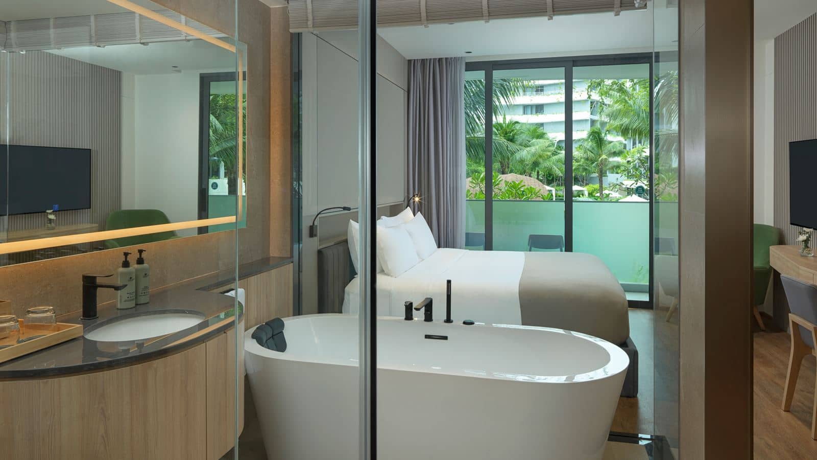 rooms-deluxe-room