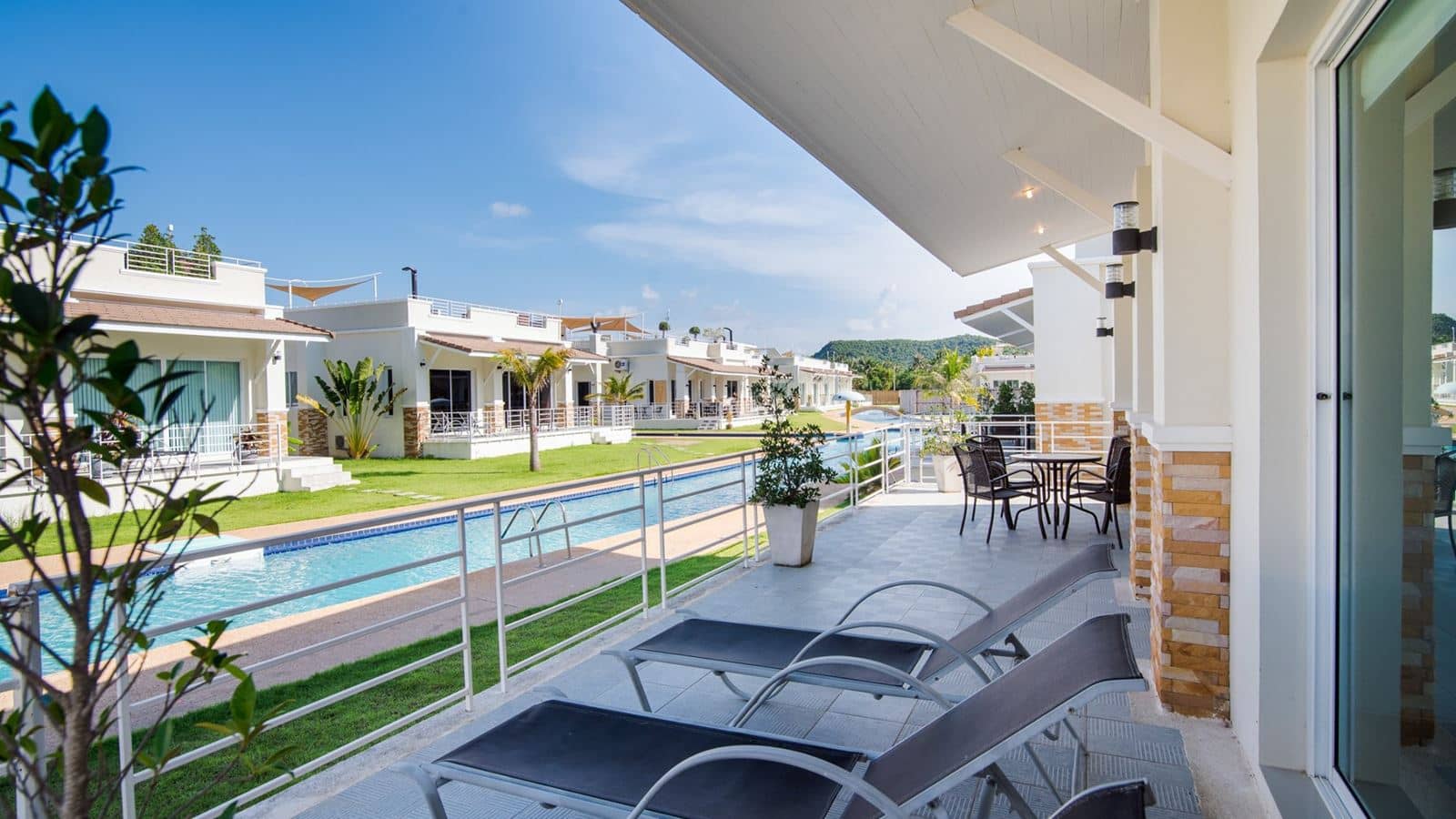 rooms-royal-villa-3-bedroom-2-bathroom