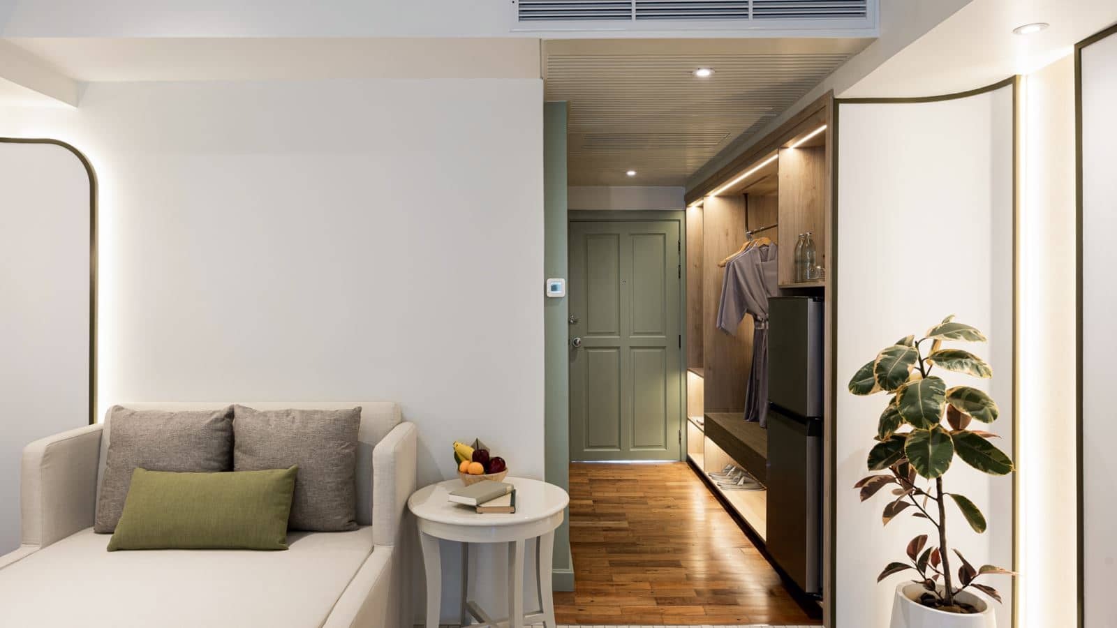 rooms-deluxe-room