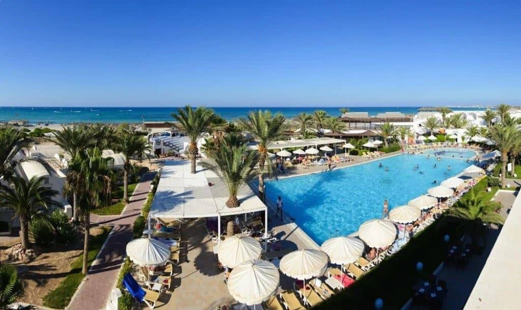 pools-outdoor-pool
