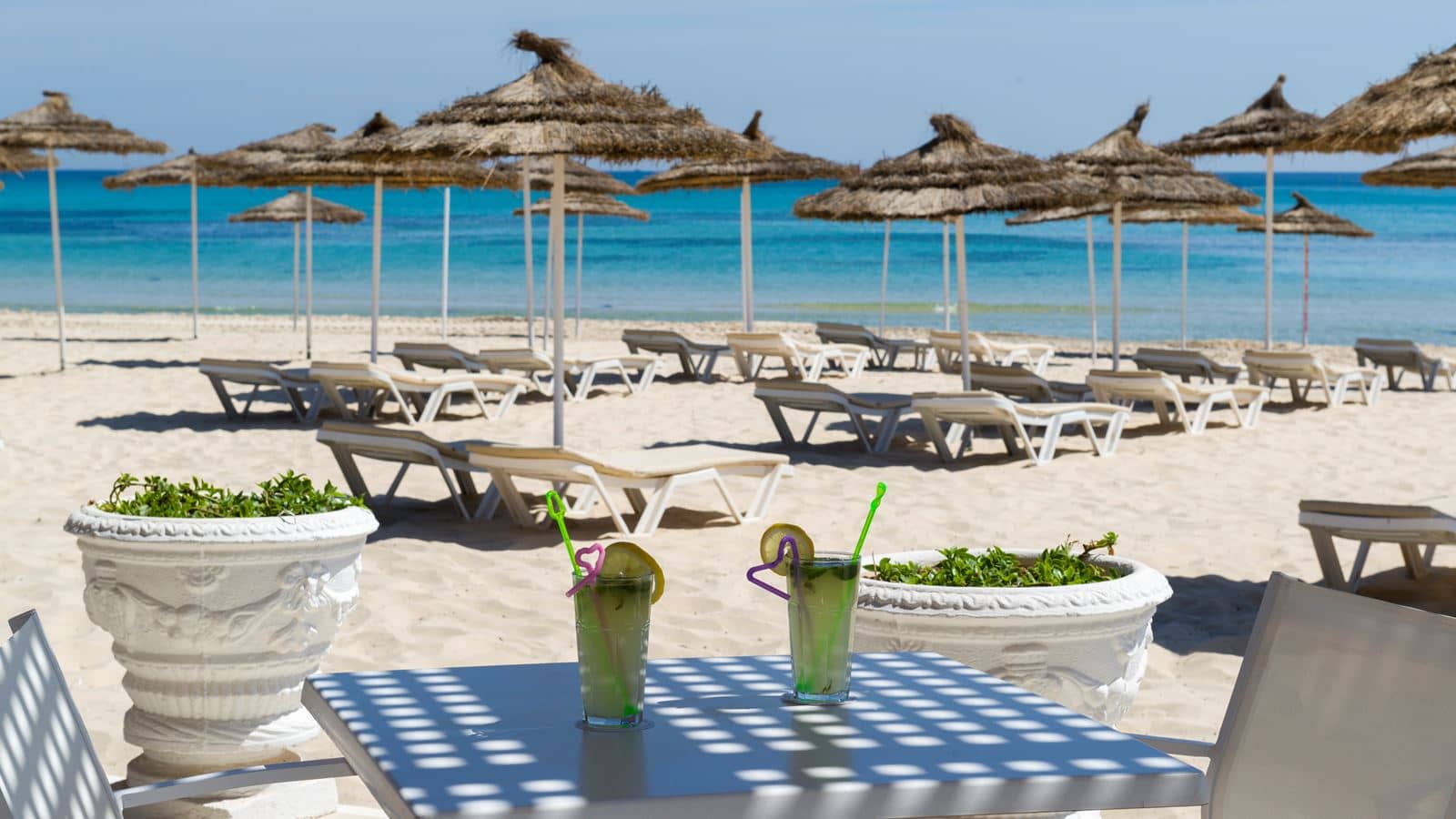 bars-the-beach-bar