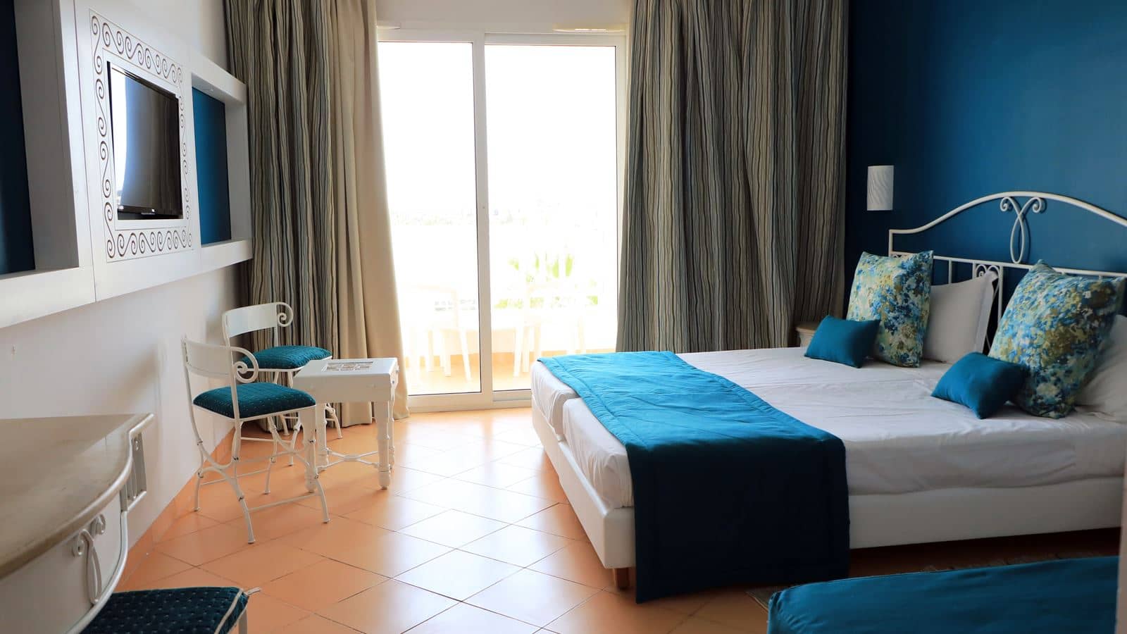 rooms-standard-room