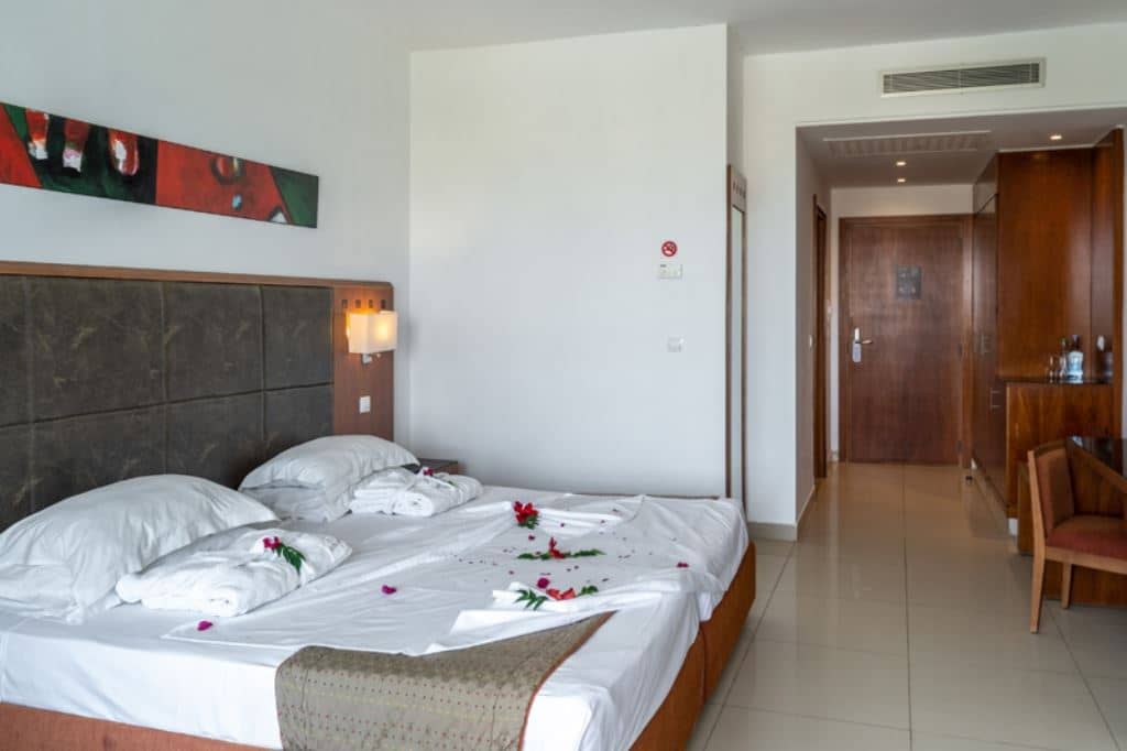 rooms-double-standard-room