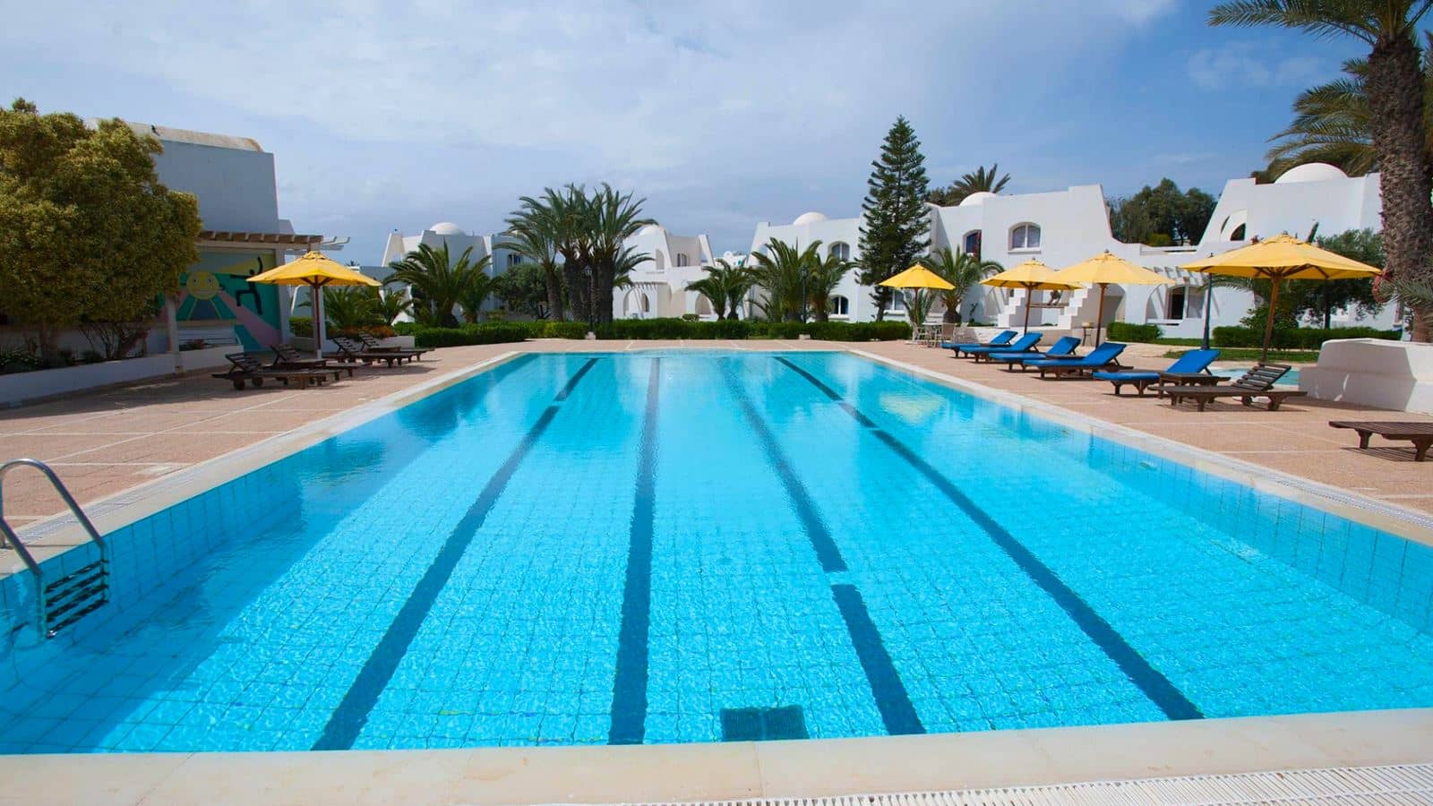 pools-outdoor-pool