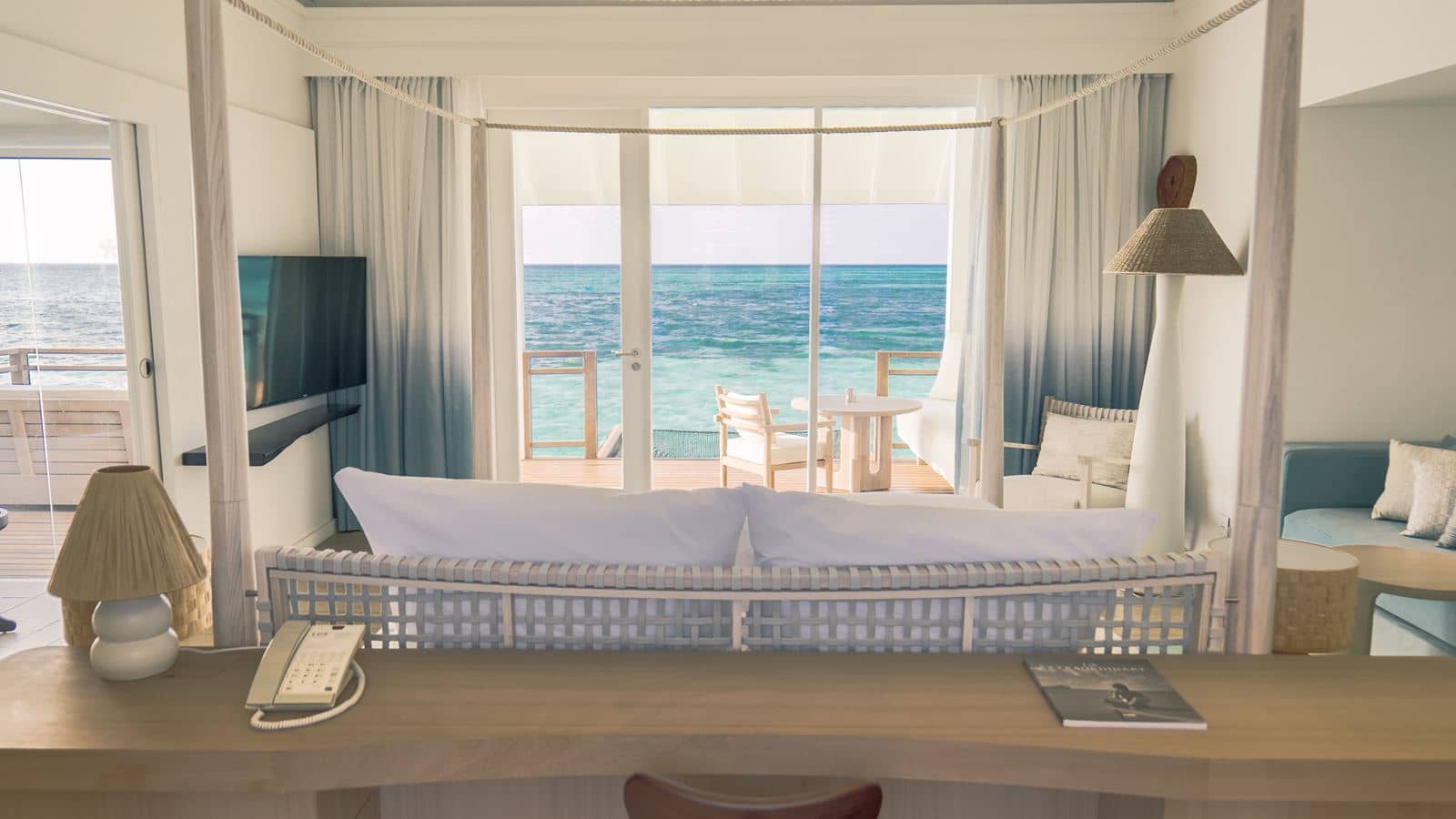 rooms-water-villa