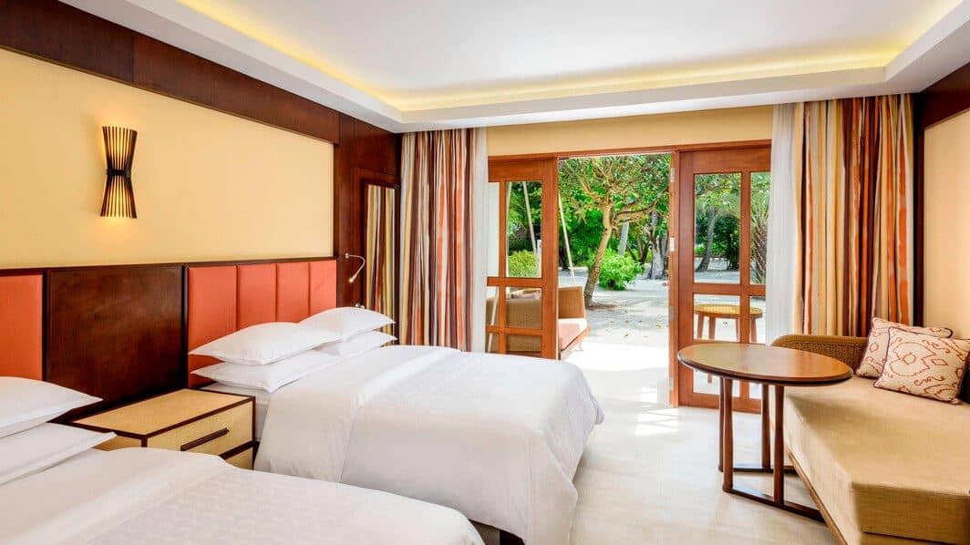 rooms-deluxe-room