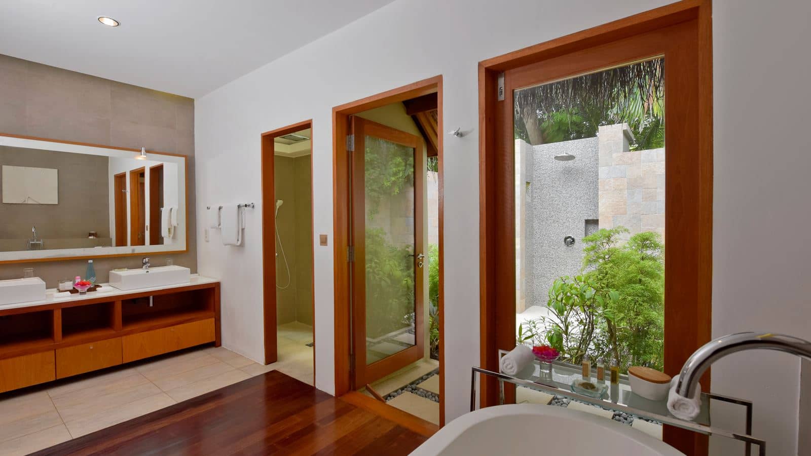 rooms-baros-pool-villa