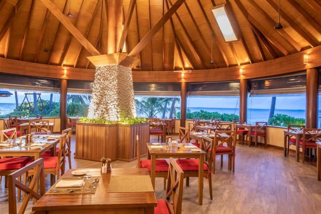 restaurants-restaurants