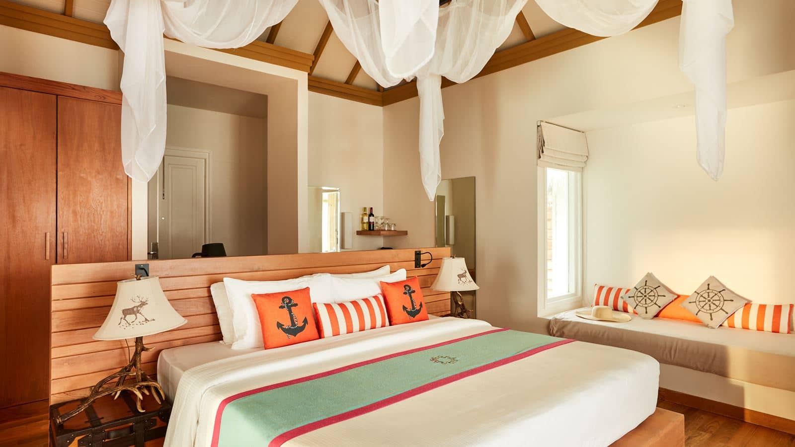 rooms-dolphin-ocean-villa-with-pool